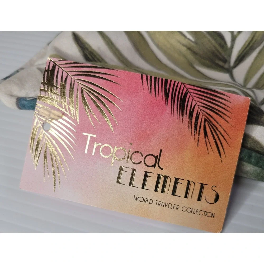 2 Madison Poland Tropical Elements World Traveler Collection Palm Pillows w TAGS